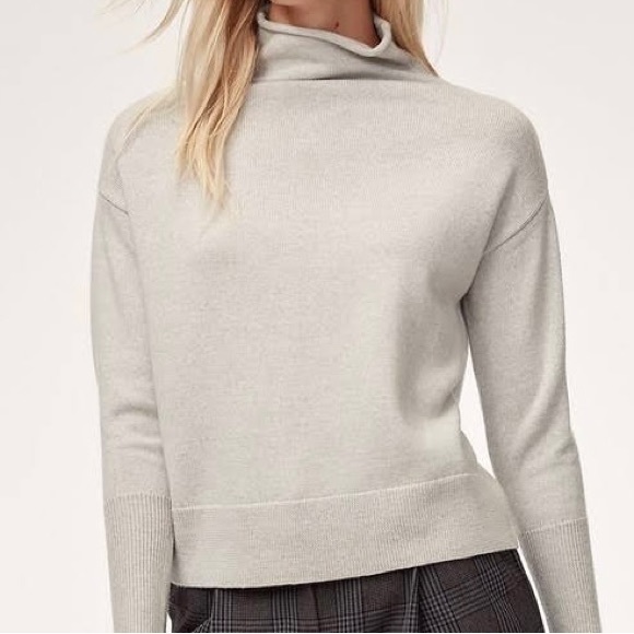 3 ARITZIA CYPRIE Sweaters - Picture 2 of 3